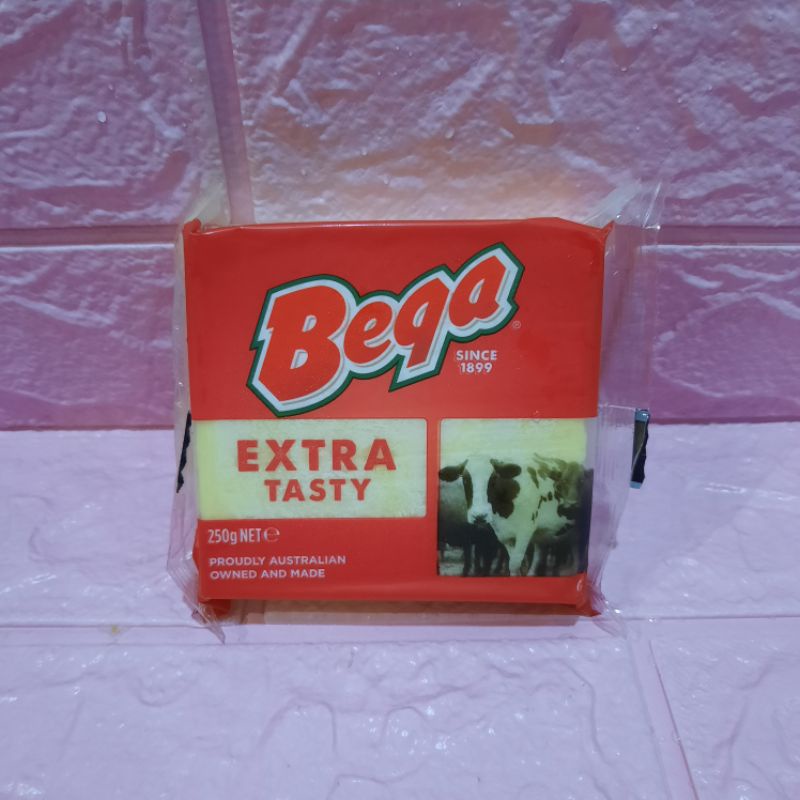 

Bega Cheese Cheddar Extra Tasty Keju Kheddar Creamy 250 Gr
