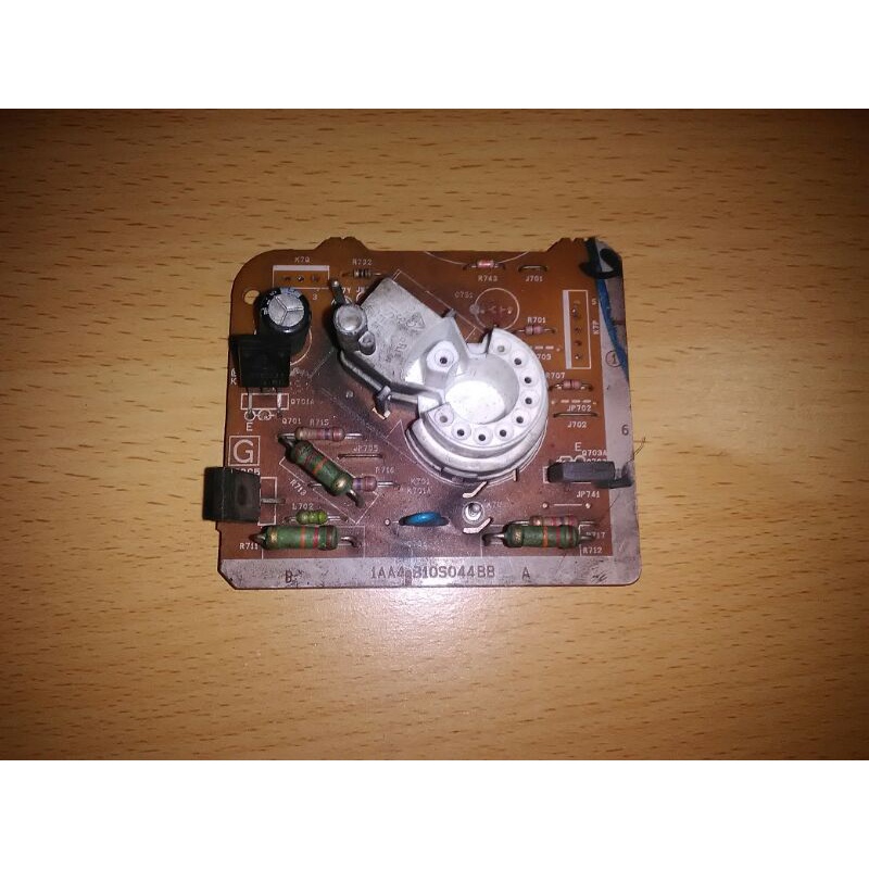 rgb tv Sanyo Slim 21inch