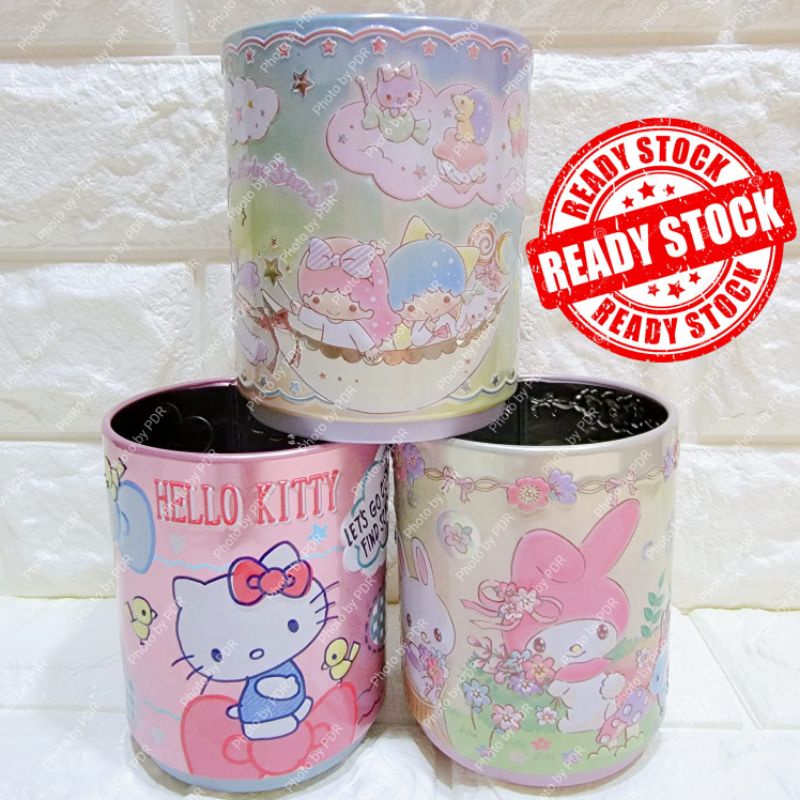 

Kaleng Tempat Alat Tulis / Pen Stand Sanrio Karakter Hello Kitty My Melody Little Twin Stars