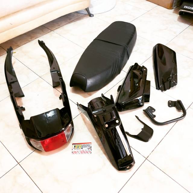 Body Belakang Grand Bulus 91 / 92 Imitasi Set A