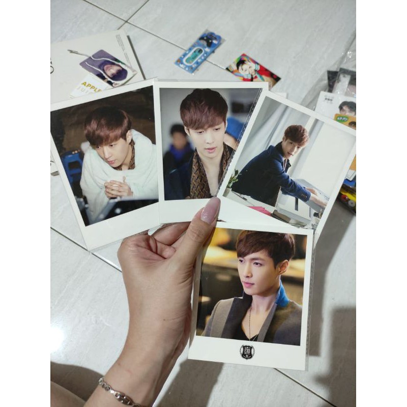 EXO - LAY Official Polaroid (Miracle in December, XOXO)