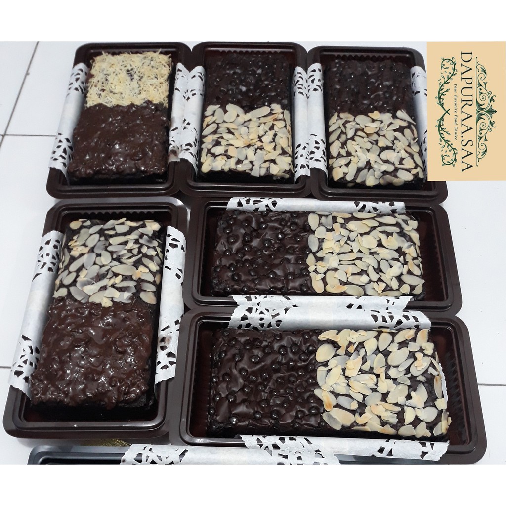 

Mix Topping Fudgy Brownies Shiny Crust 20x10