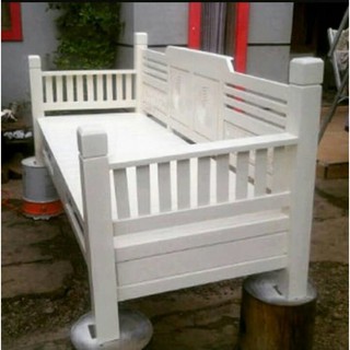 400+ Kursi Kayu Putih Gratis Terbaik