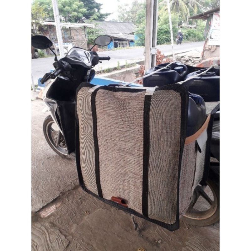 TAS_KANDEK_MOTOR_TAS_OBROK_BRONJONG_BAHAN_PERMADANI_SIZE_JUMBO