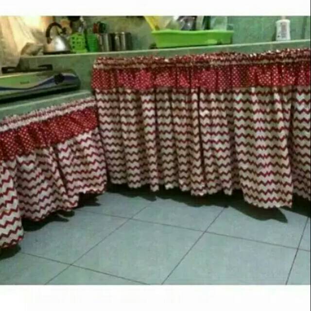 Gorden kolong meja dapur model poni atas