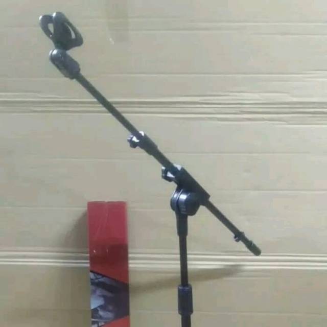 Stand mic tripod tiang mic betavo ST-209 kaki bulat besi