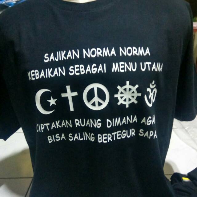 Kaos oblong Agama