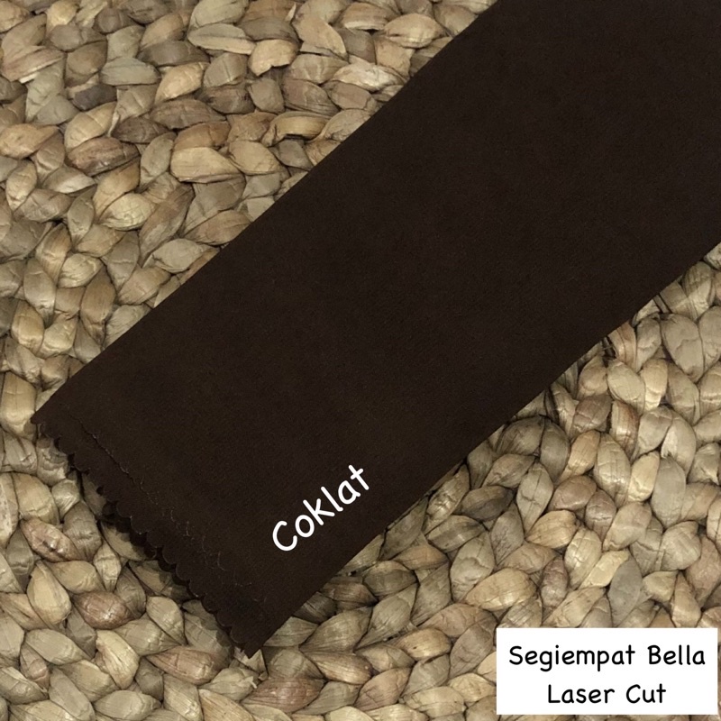 Hijab Bella Square Laser cut / Segiempat Bella-Coklat