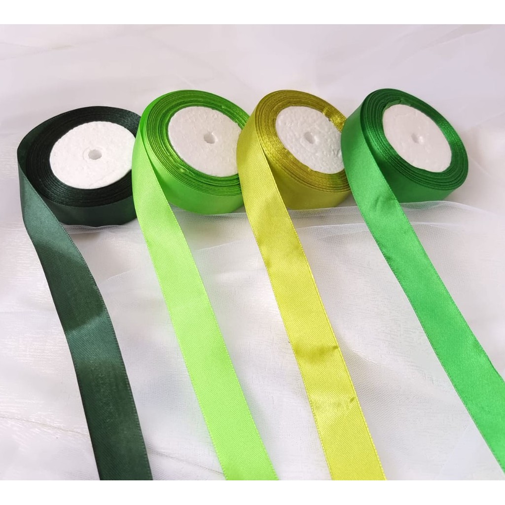 

PITA SATIN HIJAU IMPORT PREMIUM (ECERAN PER METER) PITA KADO