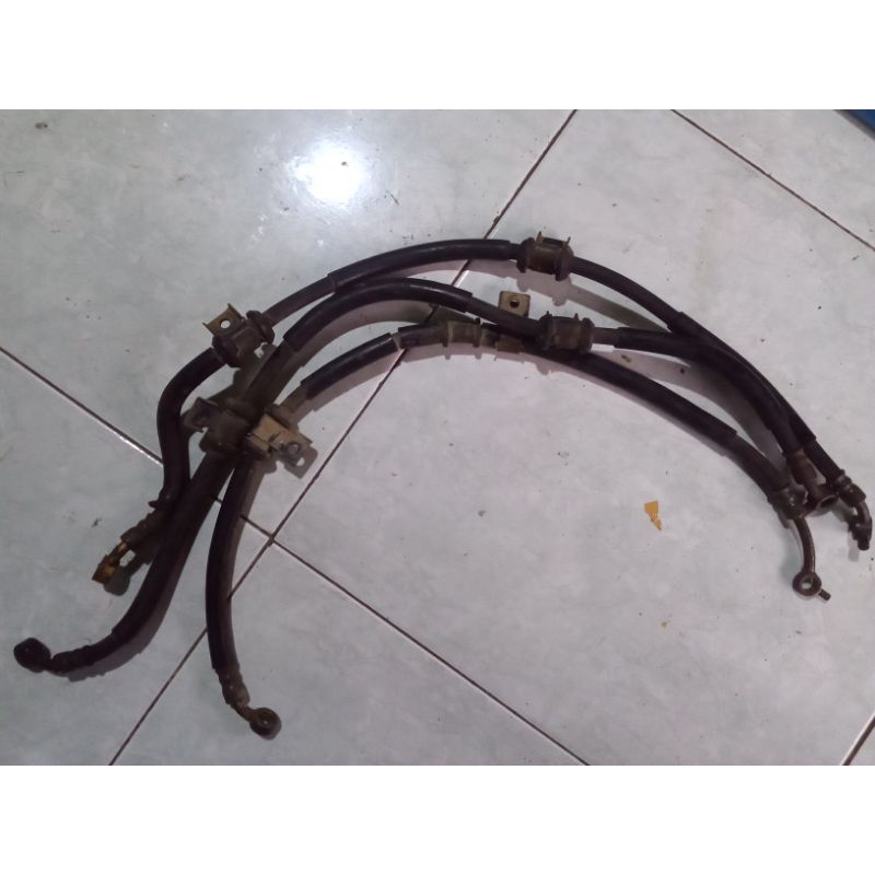 selang kaliper caliper kepala babi belakang tiger revo tirev new tiger revolution ori copotan