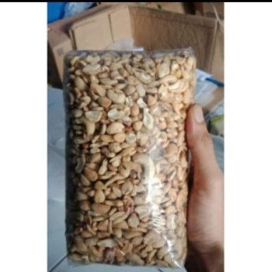 

kacang mede mateng murah 1kg