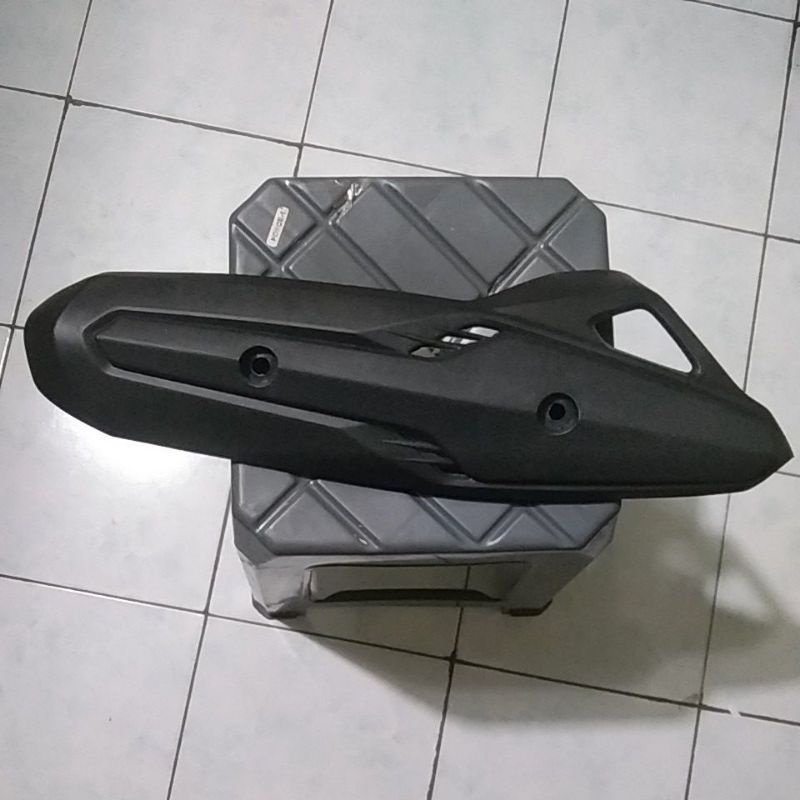 Tutup/tameng knl pot Honda Vario CBS tekno