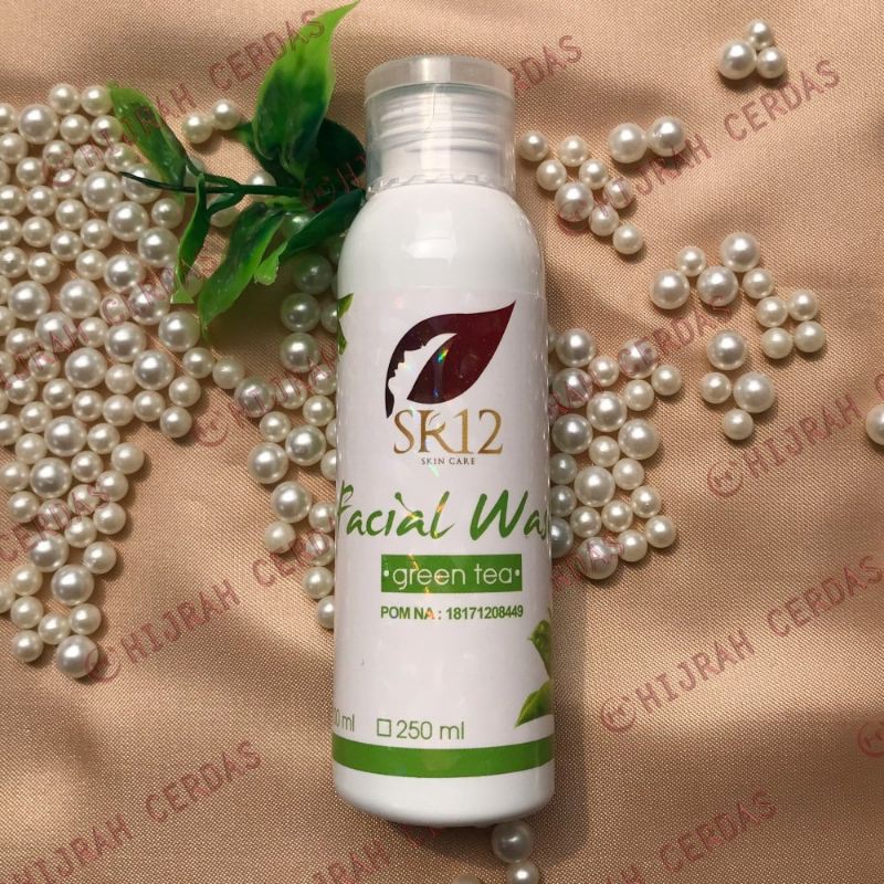 

FACIALWASH GREEN TEA SR12 100ml