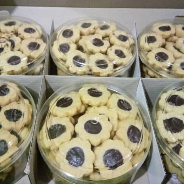 

KUE KERING LEBARAN