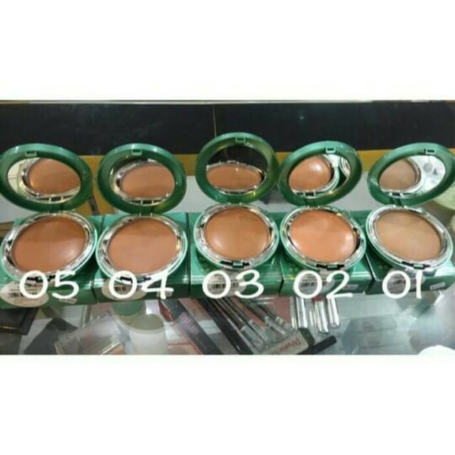 Wardah Exclusive Creamy Foundation