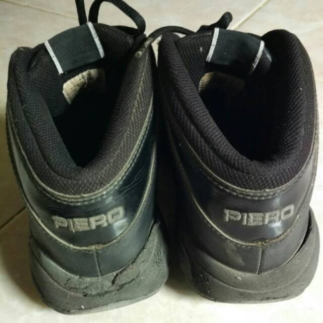 Sepatu Basket Piero