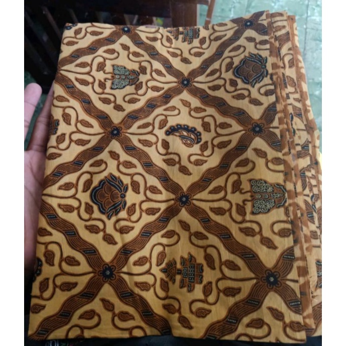 Jarik Batik Motif Sido Luhur
