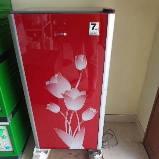 KULKAS UCHIDA