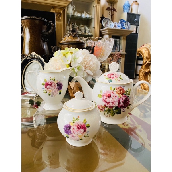 Tea Pot Set Creamer Sugar Saint james La Vie Est Belle Mewah Cantik
