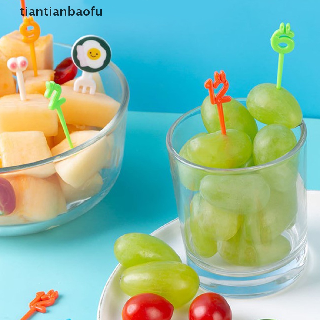 Set Garpu Buah Desain Kartun Hewan Bahan Plastik Untuk Anak