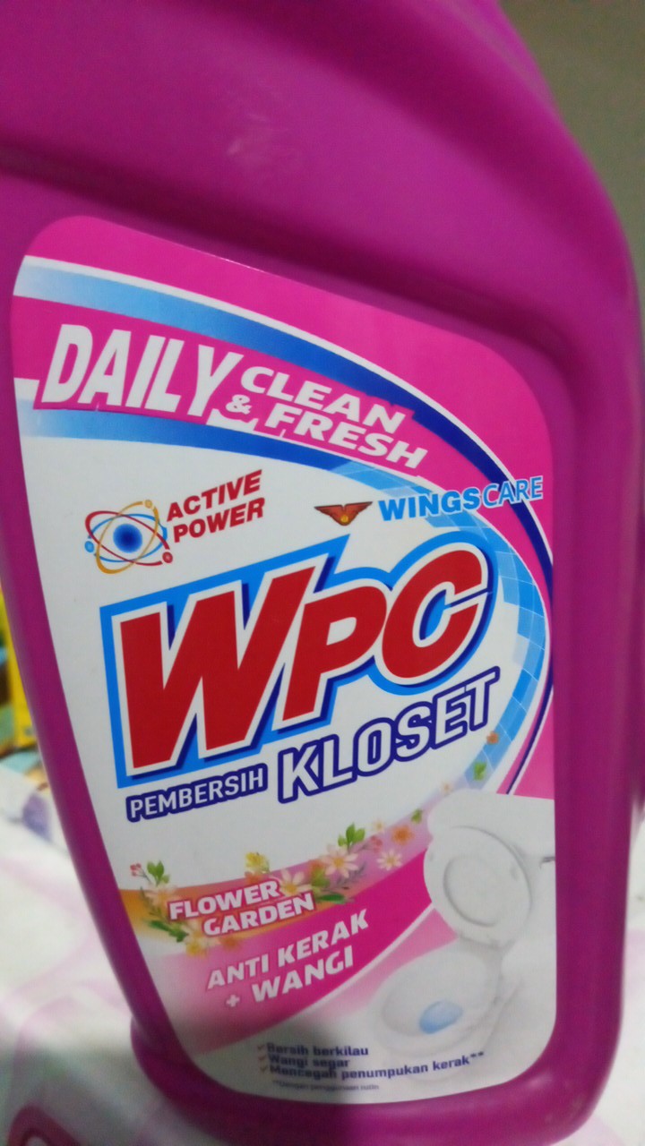 Wpc Pembersih Kloset Flower Garden 600 Ml