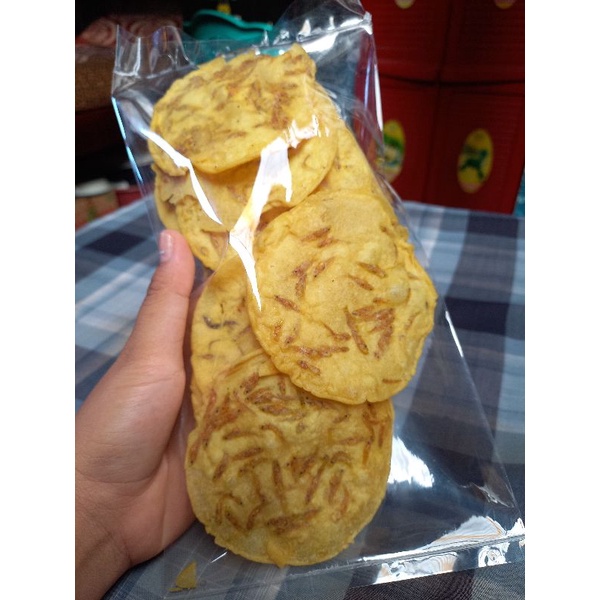 

peyek rinuak
