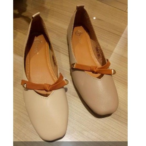 Sepatu Flat Donatello