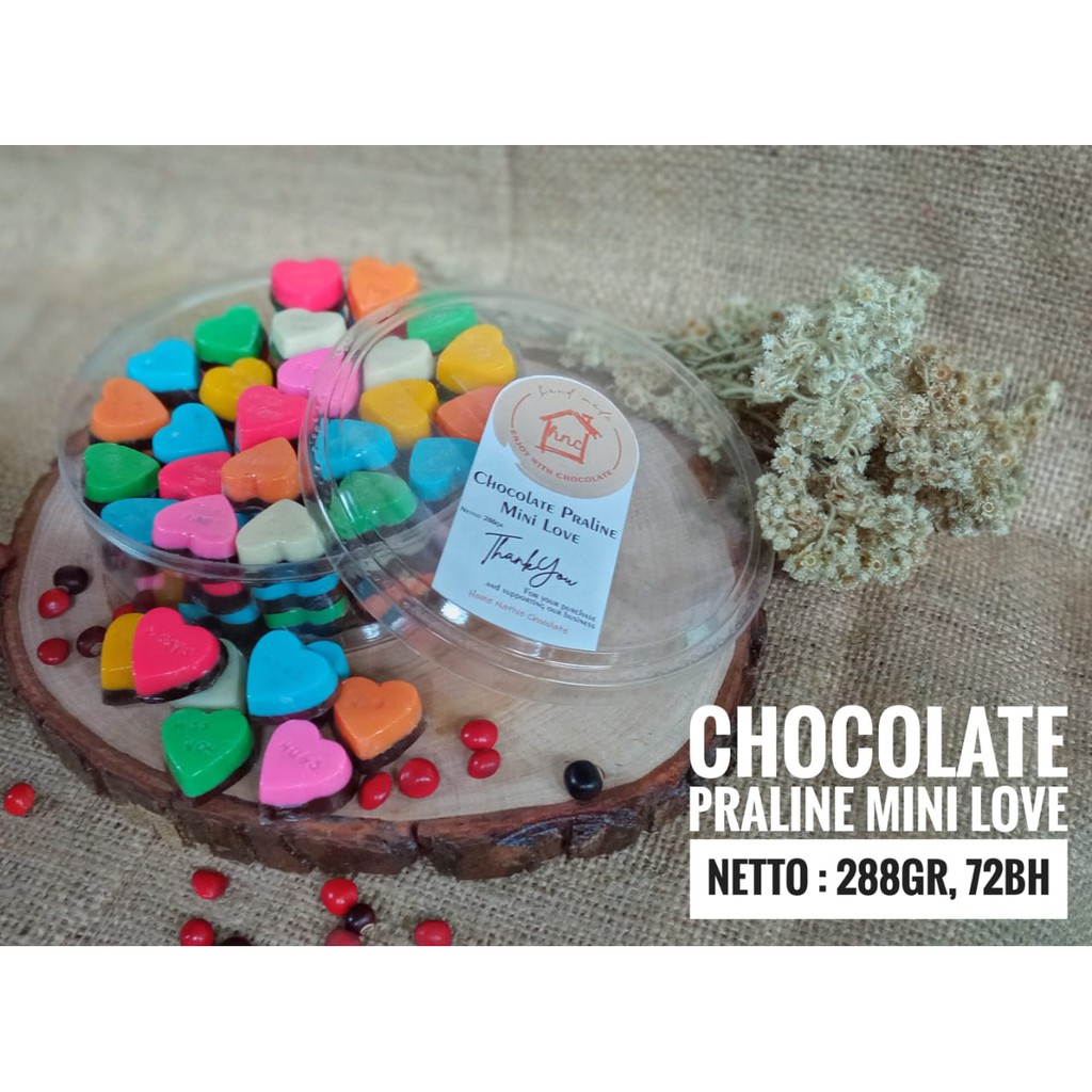 

Cokelat Praline Love Mini / Custom Chocolate
