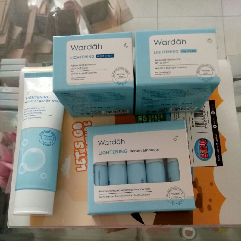 WARDAH LIGHTENING SERIES 4 PRODUK