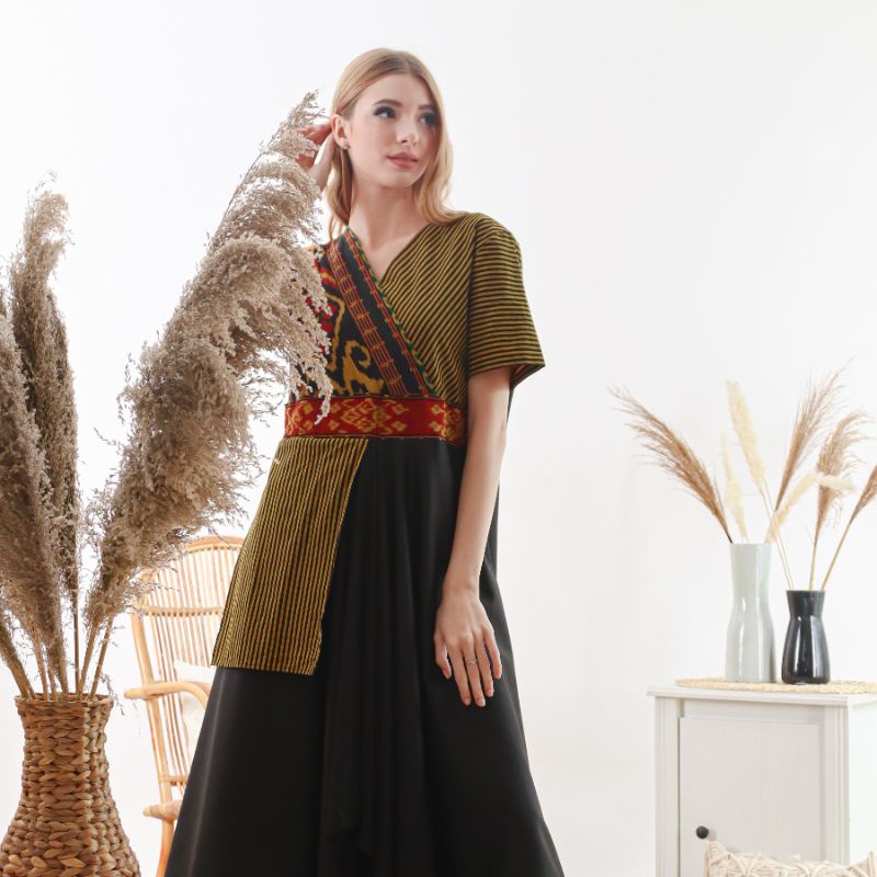 QAIREEN MOEZ - Dress Alana