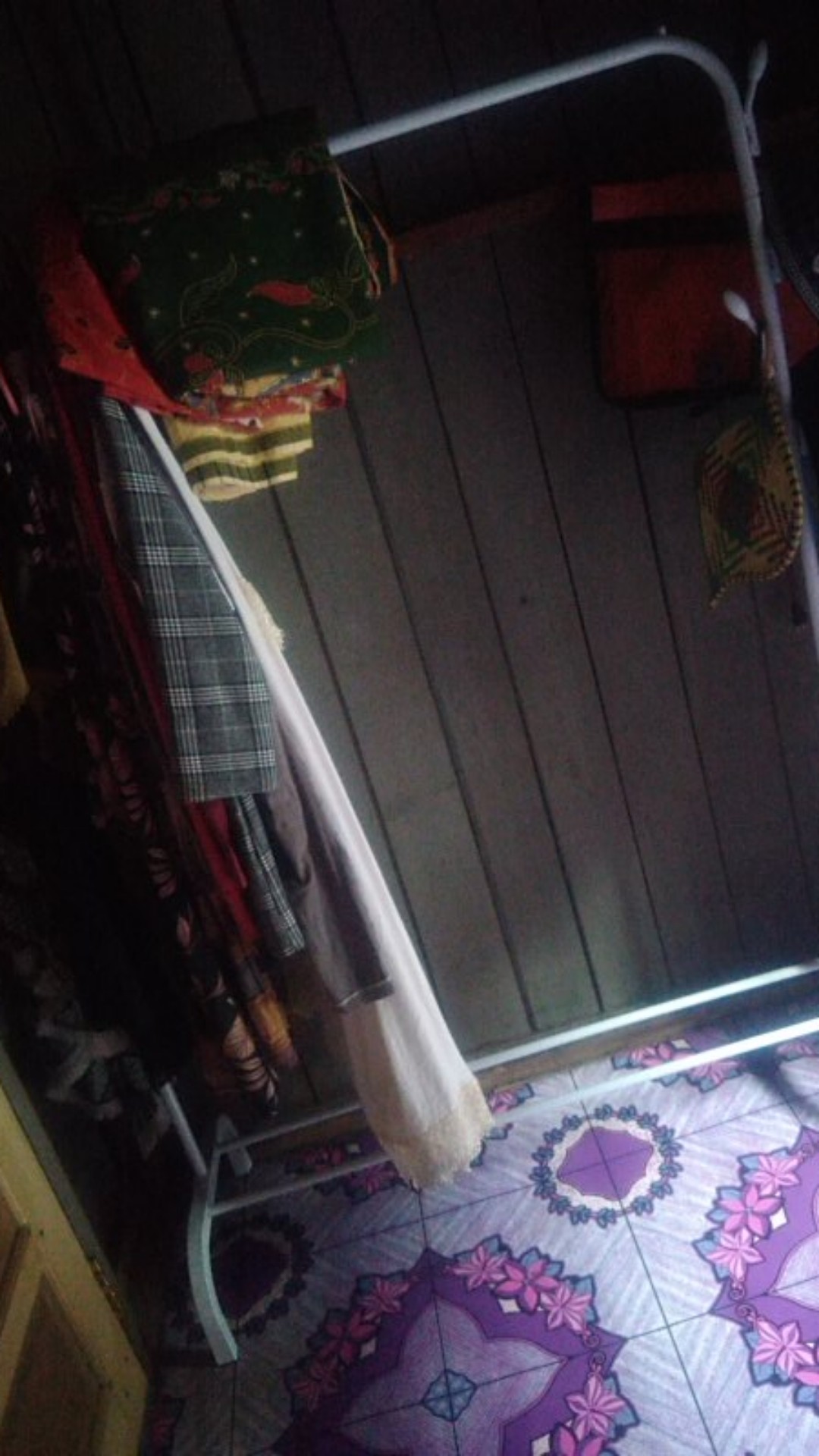Gantungan Gawang, Standing Hanger Gawang, Big Stand