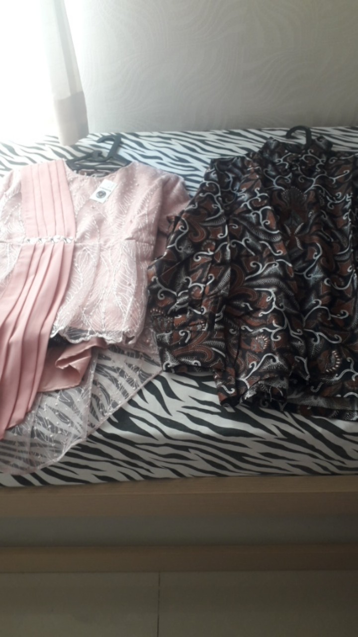 Batik Couple Kebaya Tunangan Amalia Brown Kondangan Lamaran Wisuda