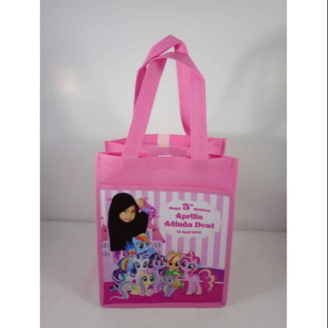 

Tas souvenir ultah model kantong DK_KNTG0010