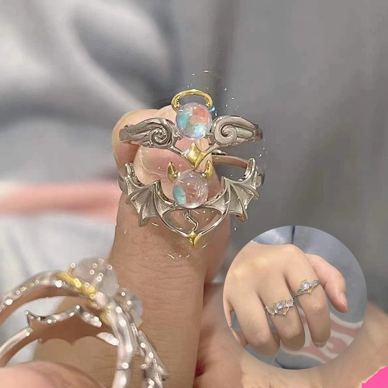 Cincin Model Terbuka Dapat Disesuaikan Desain Angel and Devil Moonstone Untuk Pasangan