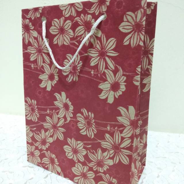 Paper bag (15x8x20)