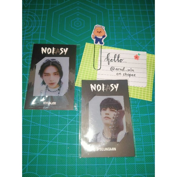 PC Black frame noeasy Hyunjin Seungmin Stray Kids