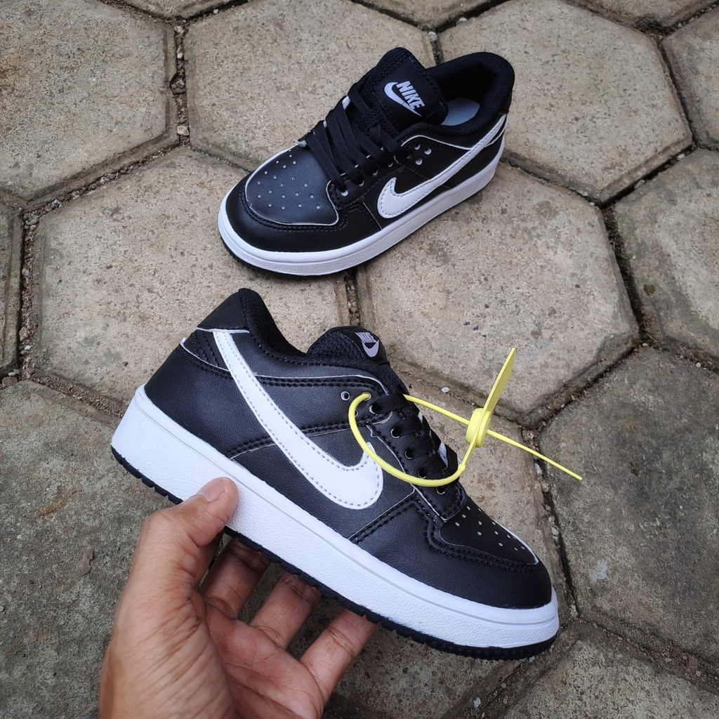 PROMO Sepatu Anak Nike SB Kids Black White | Sneakers Anak Laki - Laki dan Perempuan TOP Premium Quality, with Box