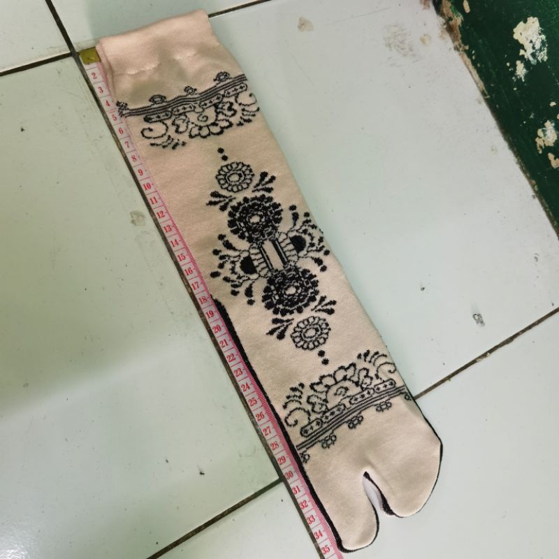 Grosir Kaos kaki jempol Motif heyna - 12 pasang Kaos Kaki Muslimah - kaos kaki warna warni -Kaos Kaki Muslimah - kaos kaki warna warni - kaos kaki muslimah jempol polos - kaos kaki wanita jempol motif-kaos kaki jempol muslimah soka - grosir kaos kaki-8