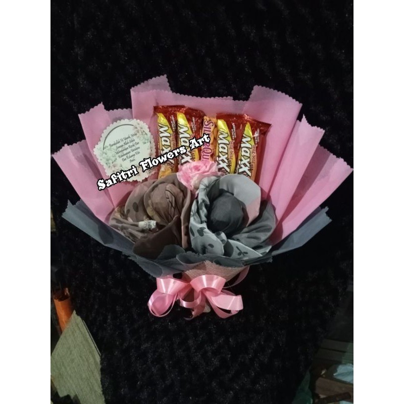 Buket Wisuda Coklat+ 2 hijab /Buket Ultah /Buket Valentin