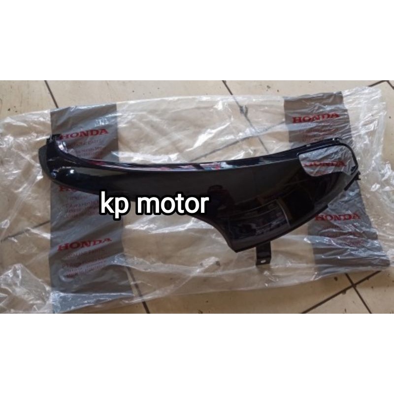 Sayap kanan legsiel kanan scoopy Fi 2014 ori