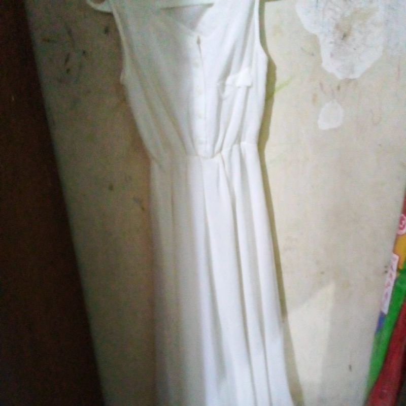 Long dress wanita putih