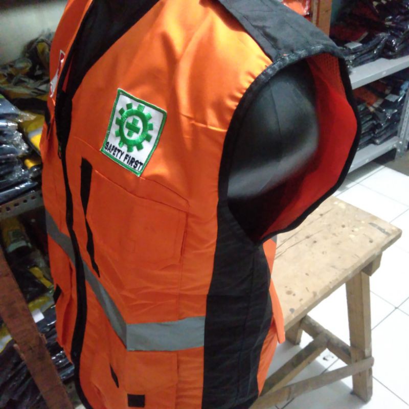 ROMPI SAFETY BAHAN FULL TASLAN ORANYE HITAM FREE LOGO K3 BENDERA