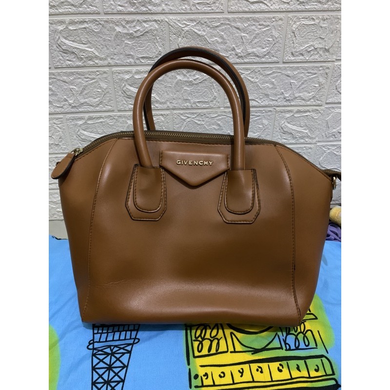Preloved tas givenchy / tas second murah