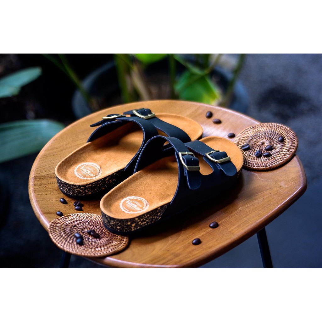 SANDAL KASUAL PRIA WANITA VOLKERFOOTWEAR ART NIKO BLACK