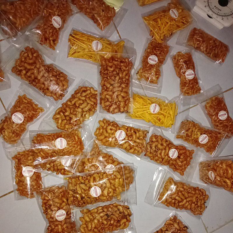 

Makaroni Bantet aroma daun jeruk ukuran 10x17, makaroni besar sesuai picture