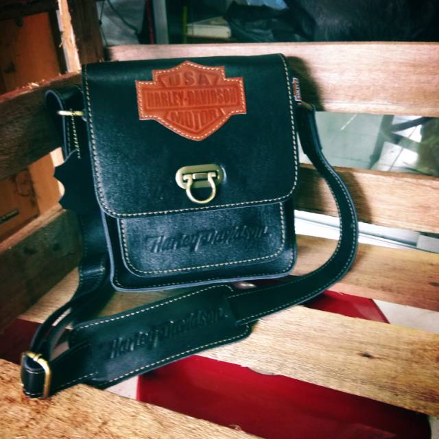 Tas selempang kulit asli.tas slempang kulit asli.tas kulit asli.tas pria kulit asli