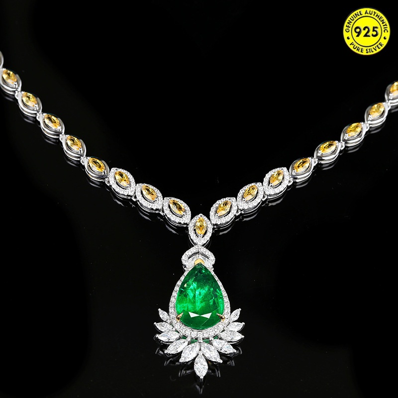 Set Kalung Rantai Dengan Liontin Batu Permata Emerald Kristal Untuk Wanita