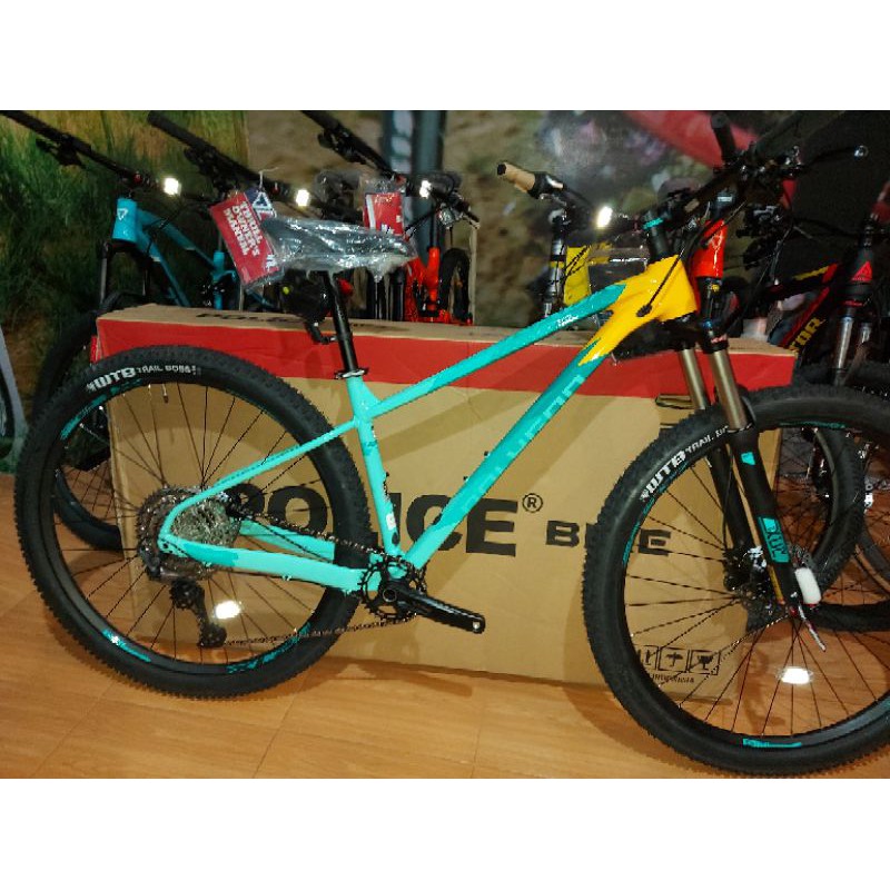 sepeda mtb 27.5 inch Polygon Xtrada 7.0 (1x12sp) 2021