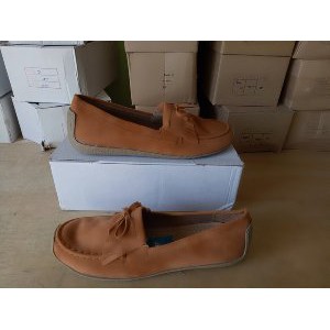 Unik Sepatu Wanita Flat Shoes Suede Coklat Fashion Tanpa Tumit Diskon