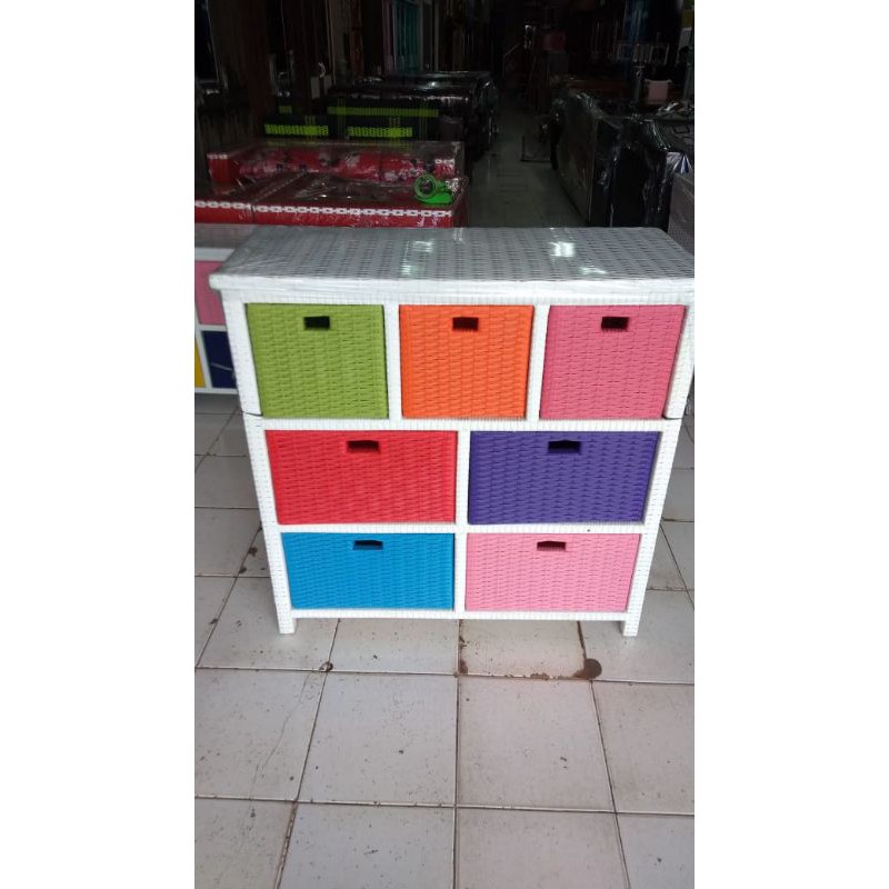 Laci 7 Rotan Sintetis